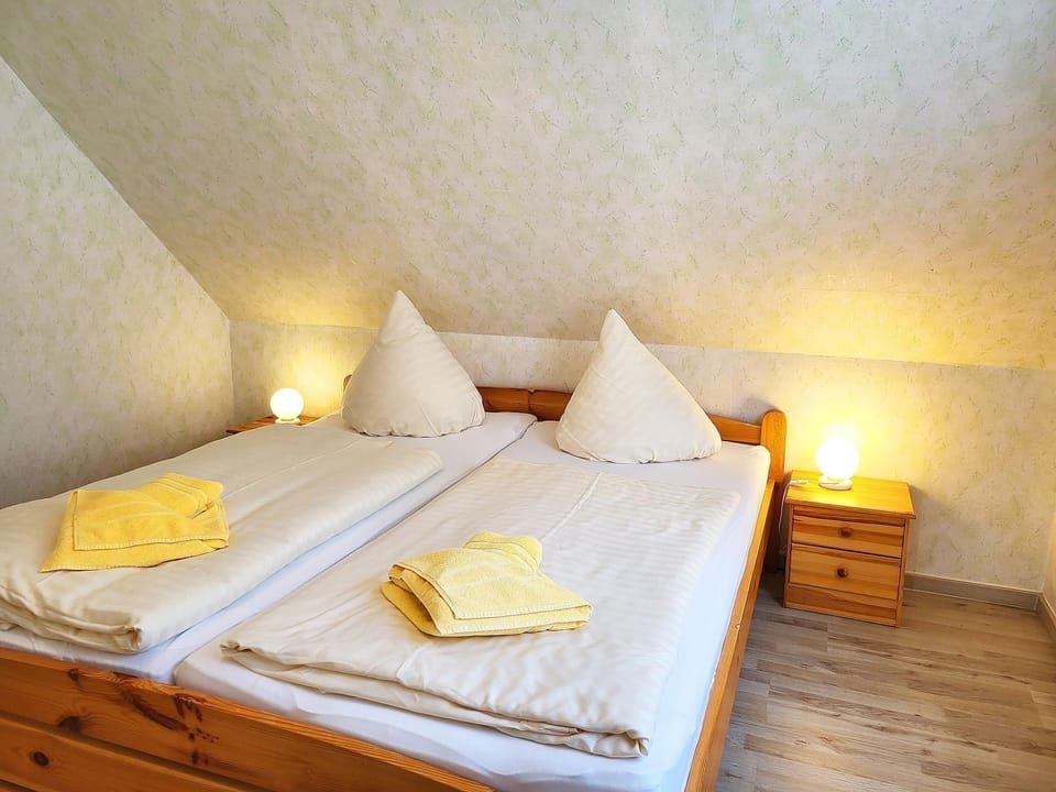 2-R-FeWo 19 - Ferienpark Waldperle Bed and Breakfast in Trassenheide