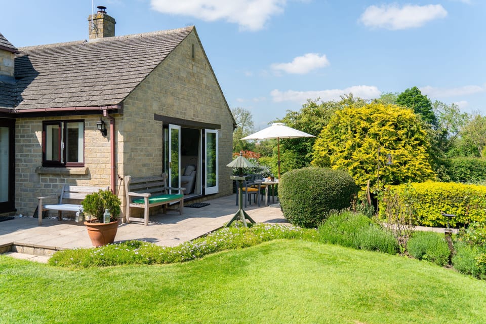 Twigs Garden - StayCotswold