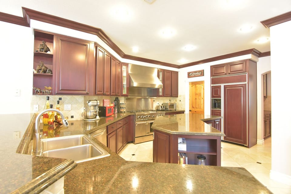 Open Kitchen