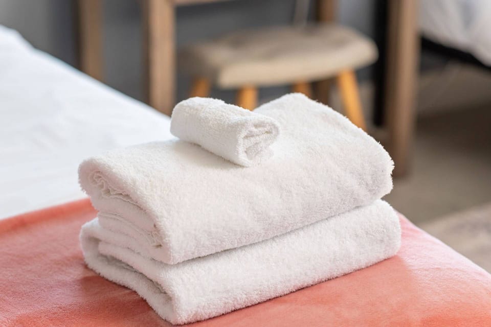 Hotel Quality Linens