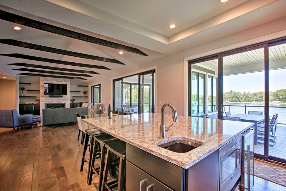 The large island counter makes meal prep a breeze.