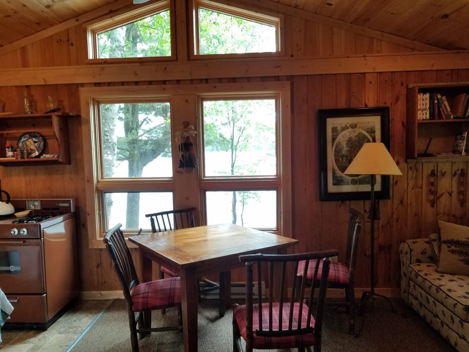 Living/dining 
