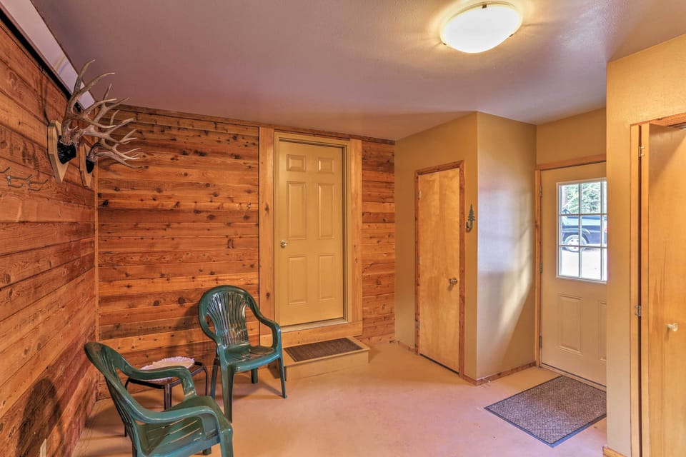 Entryway | Gear Storage