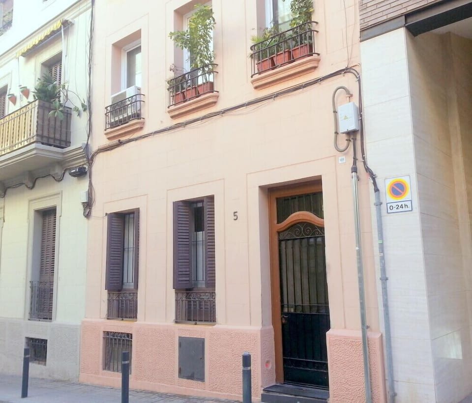 Façade