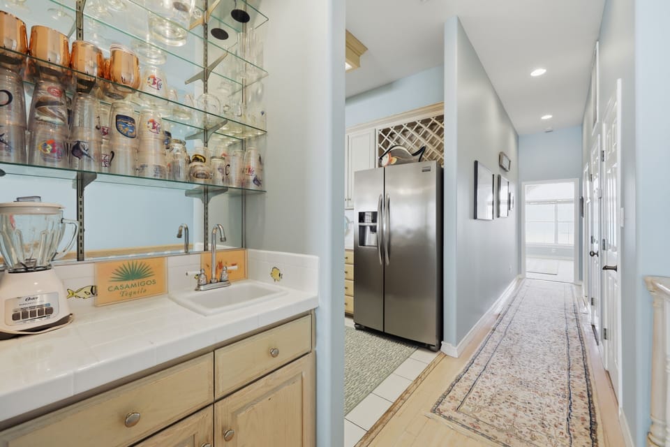 Indoors, Appliance, Refrigerator, Sink, Sink Faucet