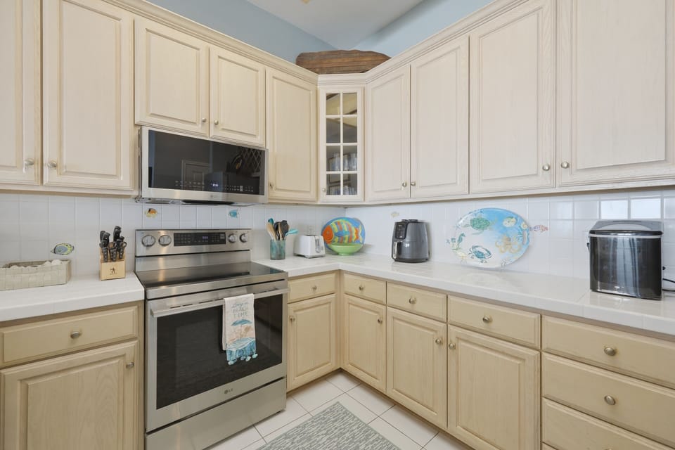 Indoors, Kitchen, Appliance, Microwave, Oven