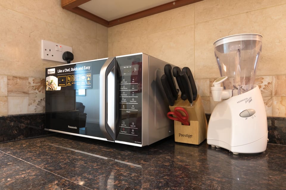 Luxury 1 BR Beach Apartment with Full Sea View Apartment in Ajman