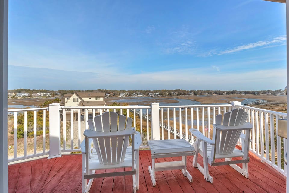Porch / View of Davis Canal - 2nd Level