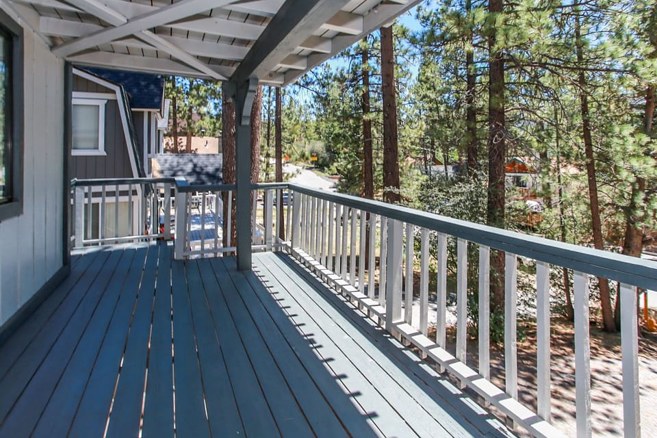 Lower Deck