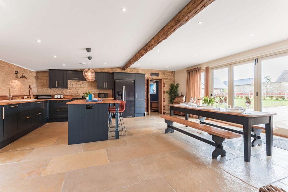 The Stables Kitchen - StayCotswold