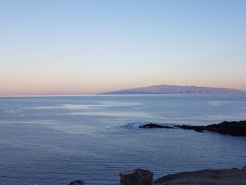 You can see la GOmera from home :)