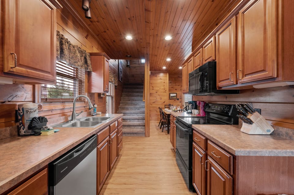 Fully equipped kitchen