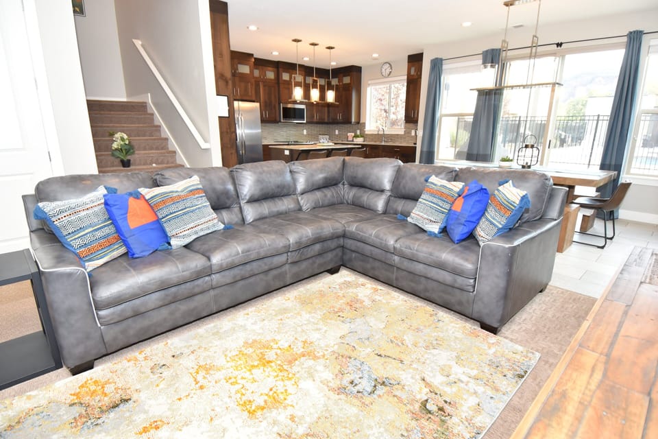 Spacious and Comfy Family Area with LCD TV