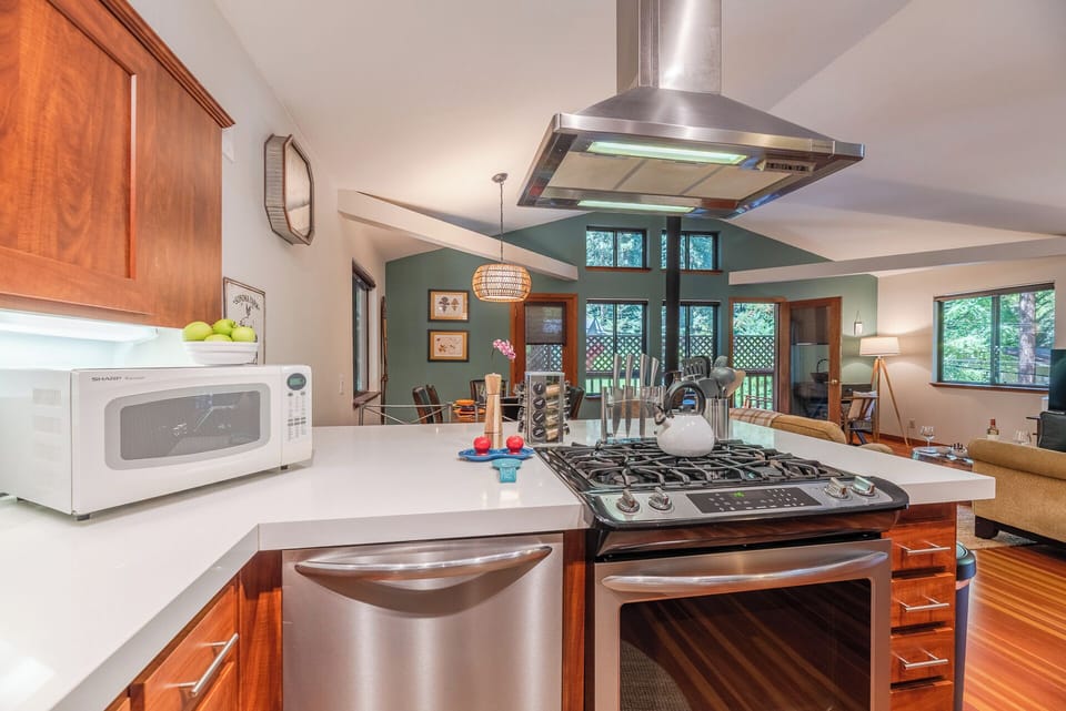 Everything is within easy reach in this kitchen