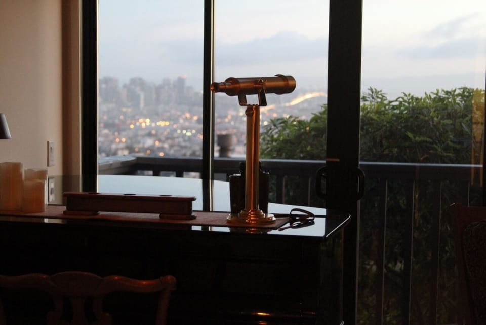 Telescope and binoculars to get close ups views of downtown San Francisco