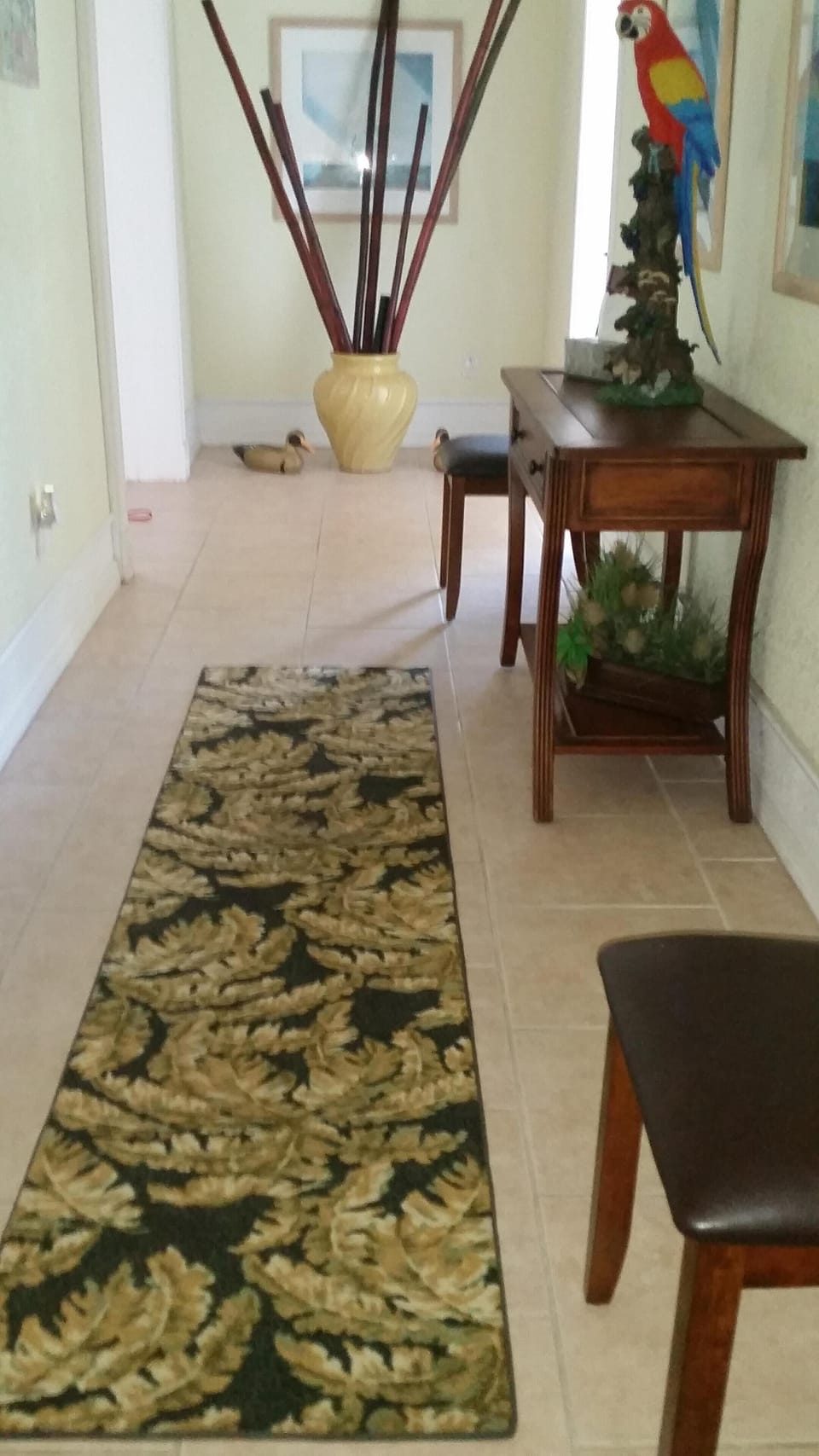Hallway to bedrooms