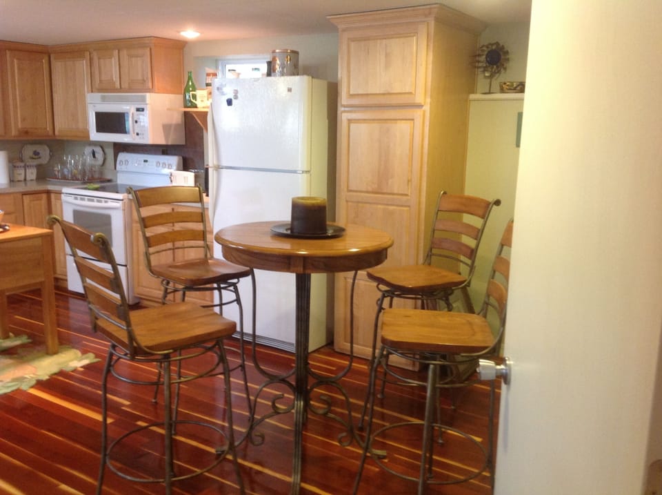 Extra Table Top Seating