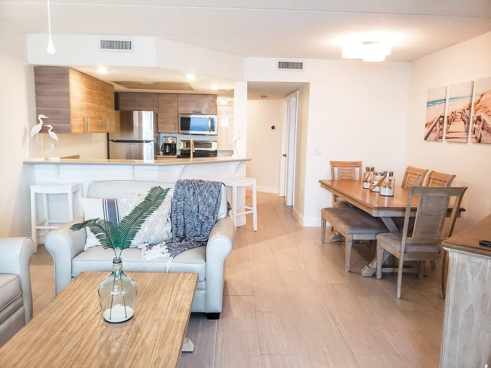 Relax to the sound of the waves