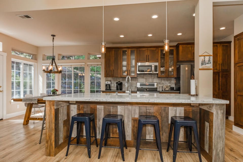 Kitchen Island