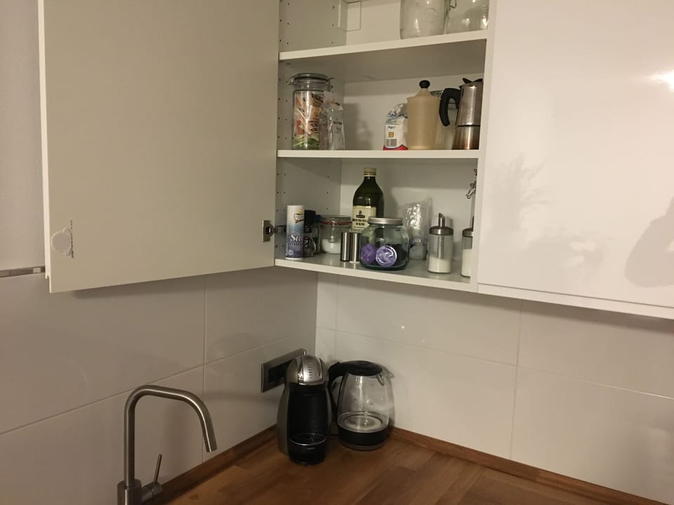 Free oil, salt, sugar, pepper, etc