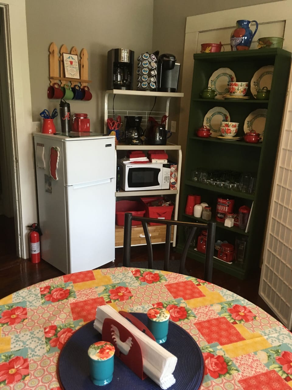 Kitchenette / appliances / table seats 4 for meals or  as a game table
