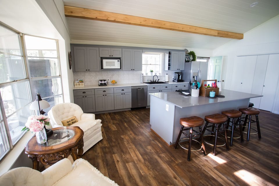 Kitchen 1