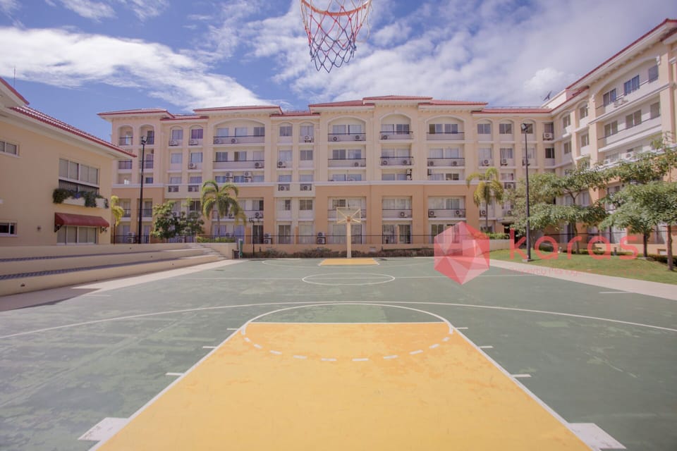 Sport court