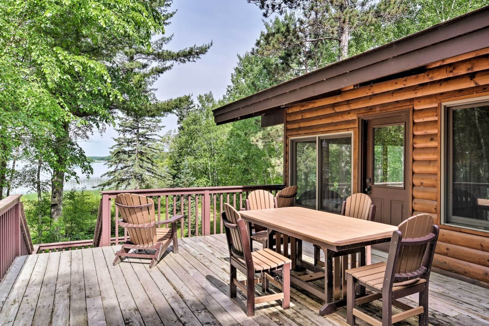 Park Rapids Vacation Rental | 5BR | 2.5BA | 3,000 Sq Ft | Stairs to Access