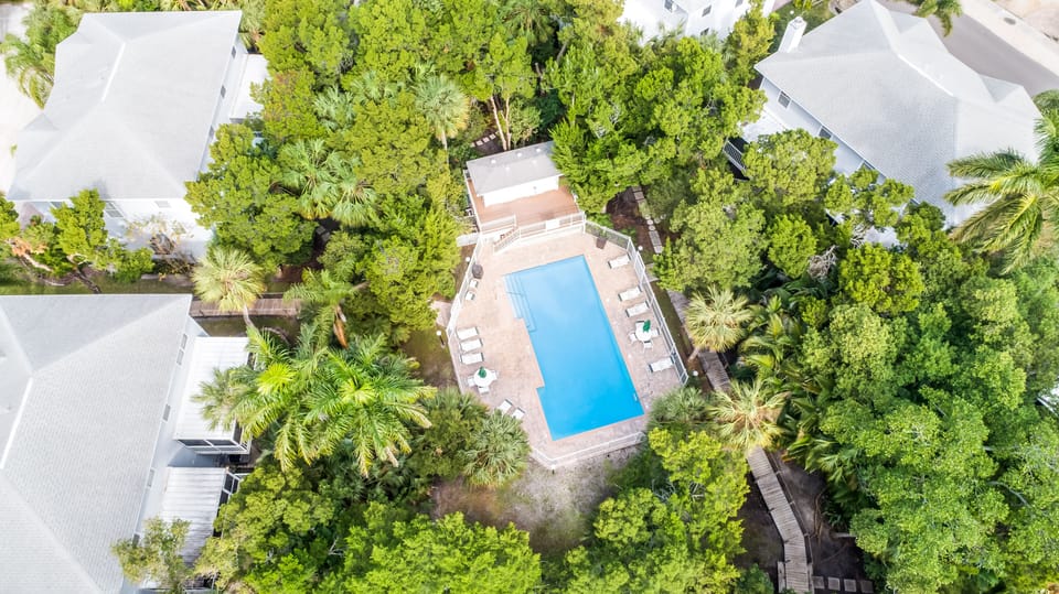 Gated pool with clean restrooms