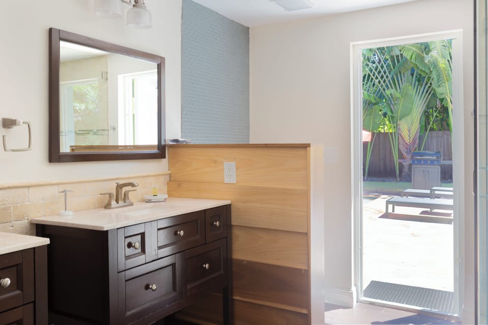Master bath with pool deck access.