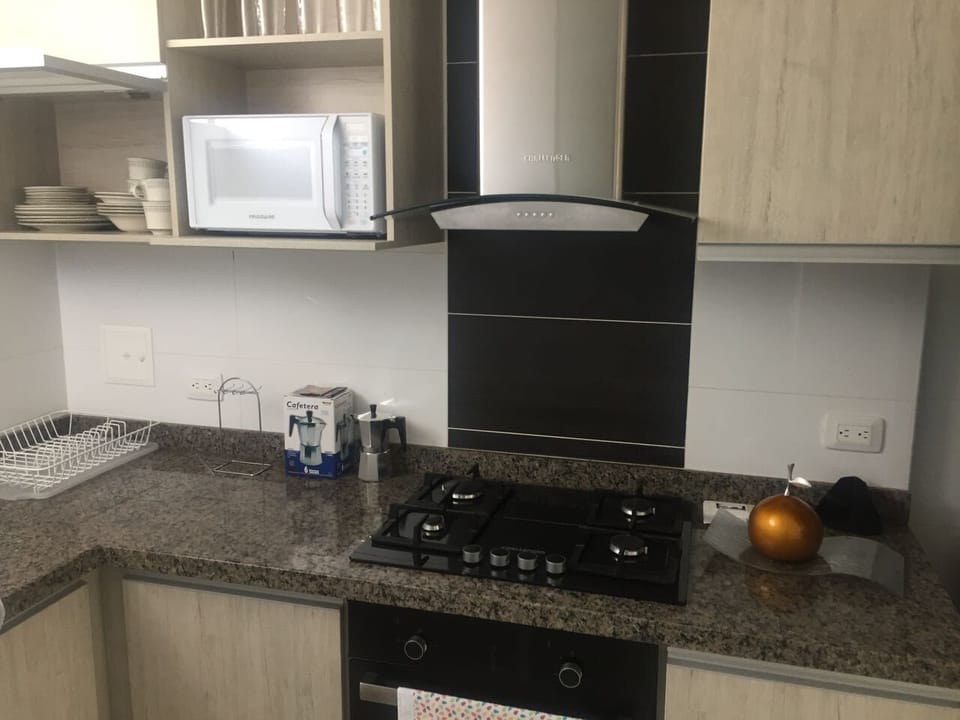 SUPER APARTAMENTO CAAVERAL FLORIDABLANC