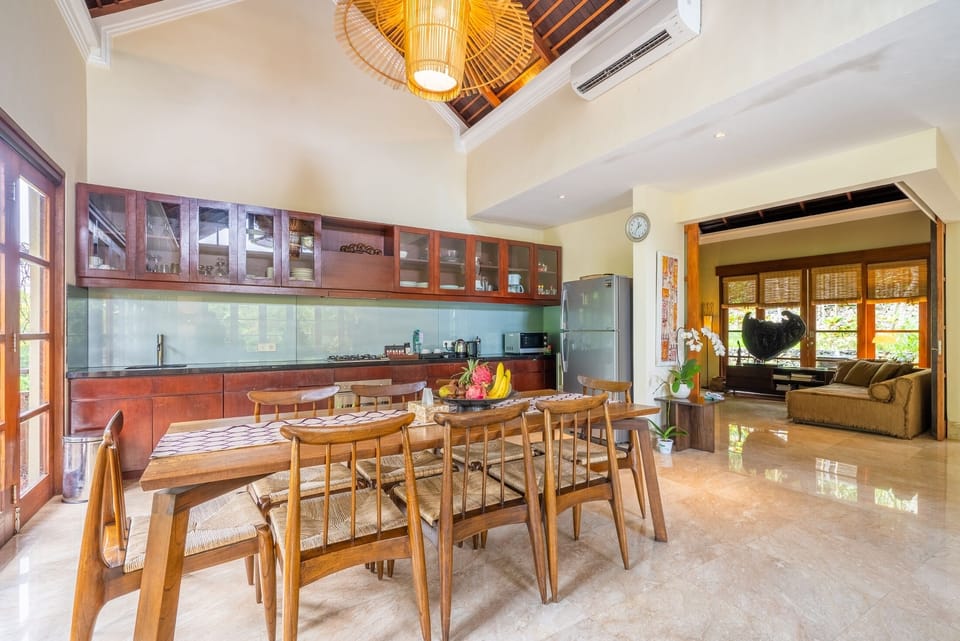 Kitchen,Dining area