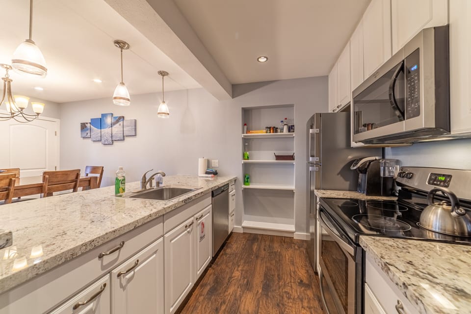 Fully Stocked Kitchen