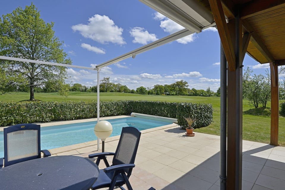 Holiday Home Swimming Pool