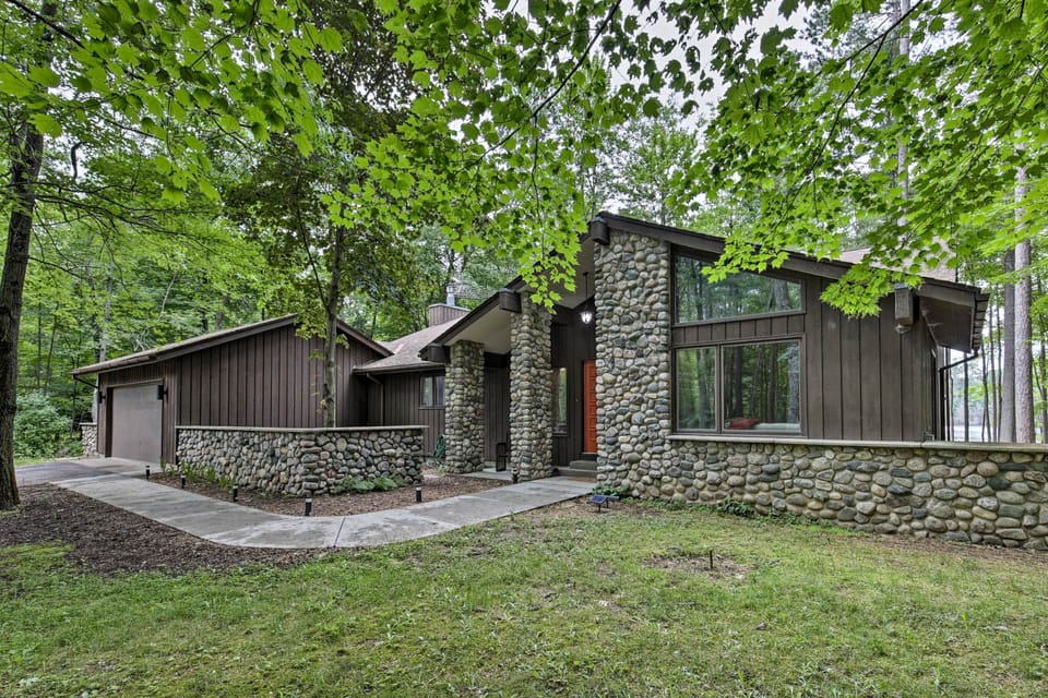 Arbor Vitae Vacation Rental | 3BR | 3BA | 2 Stories | 2,512 Sq Ft