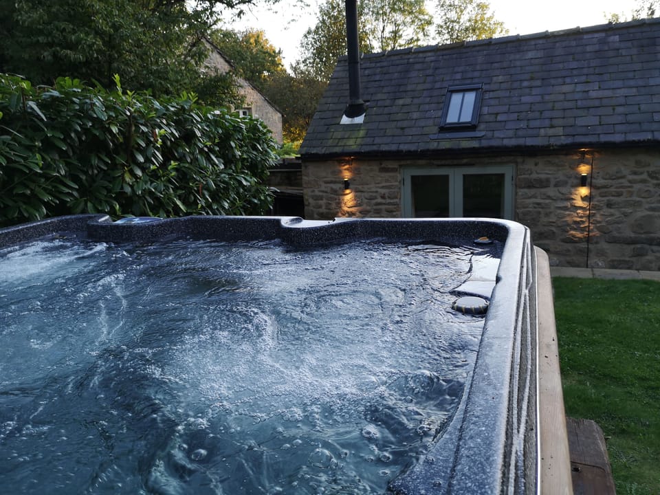 Private hot tub 