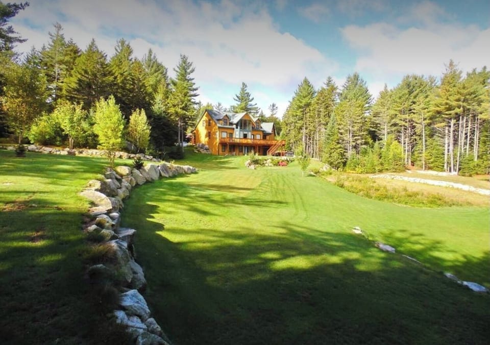The backyard rivals many golf courses.