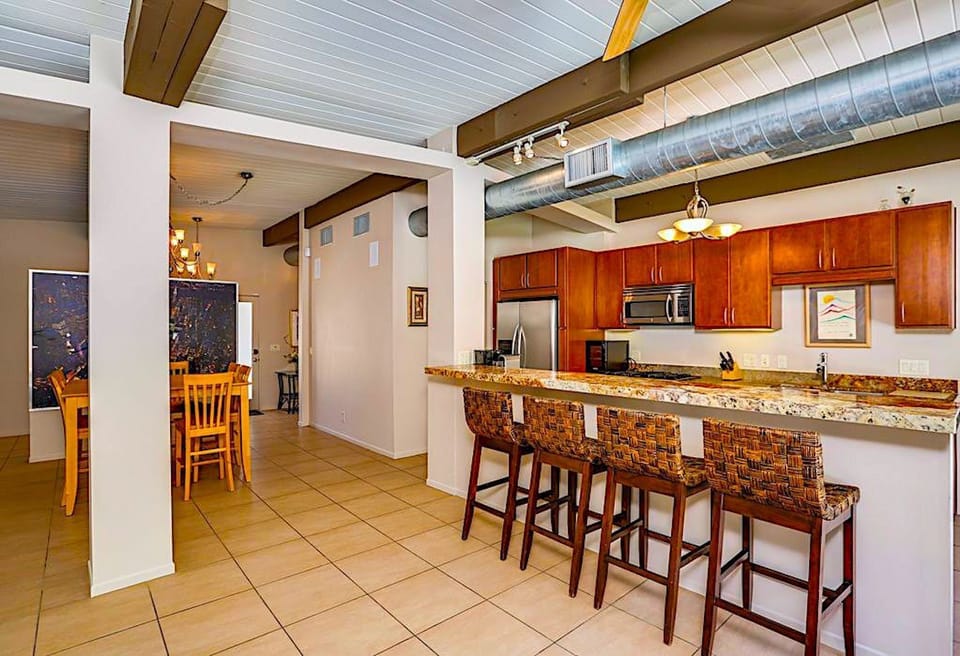 Large open kitchen with plenty of cabinet space