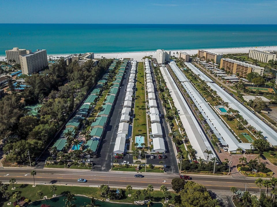 This condo is on the Beach side! Location is everything!