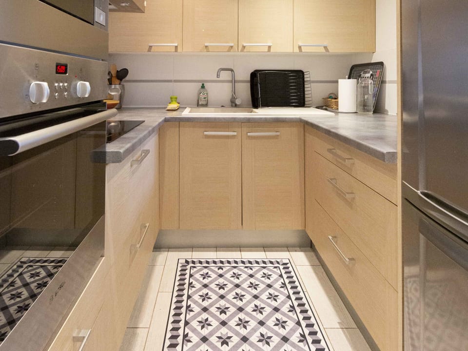 Equipped kitchen