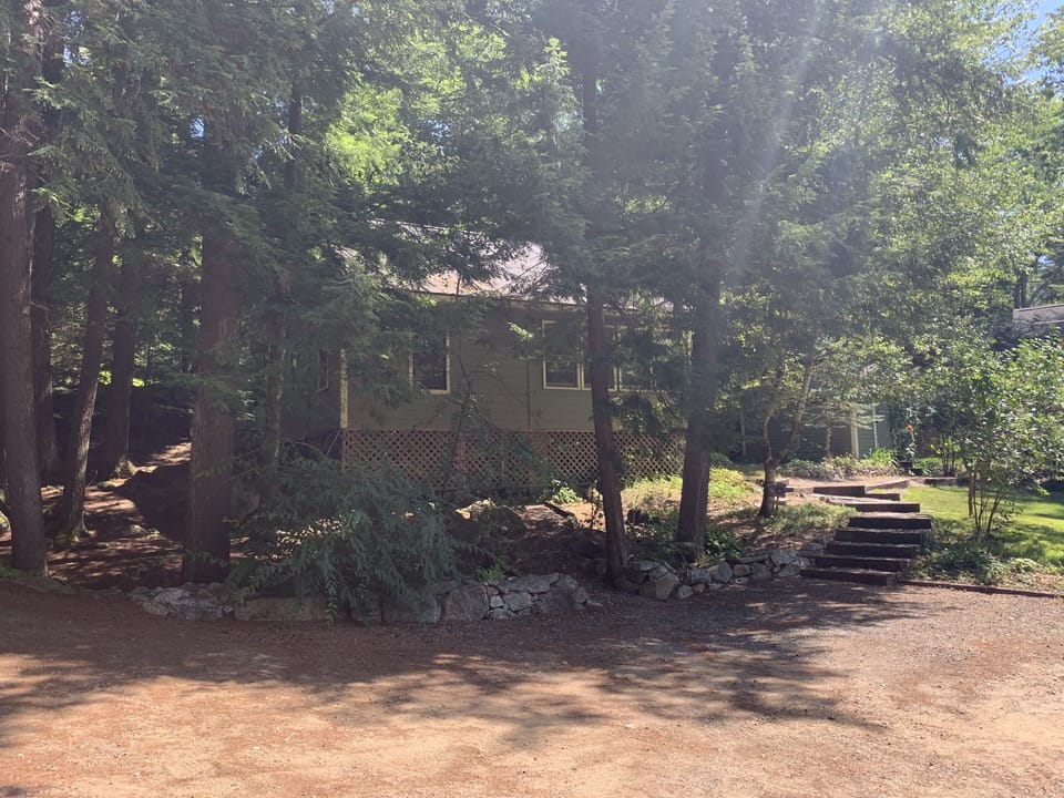 Front of cabin from driveway