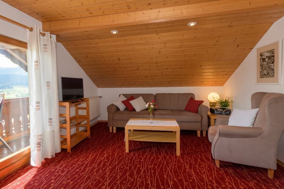 3-Sterne FeWo 65qm im Dachgeschoss für 3 Personen Apartment in Bavaria