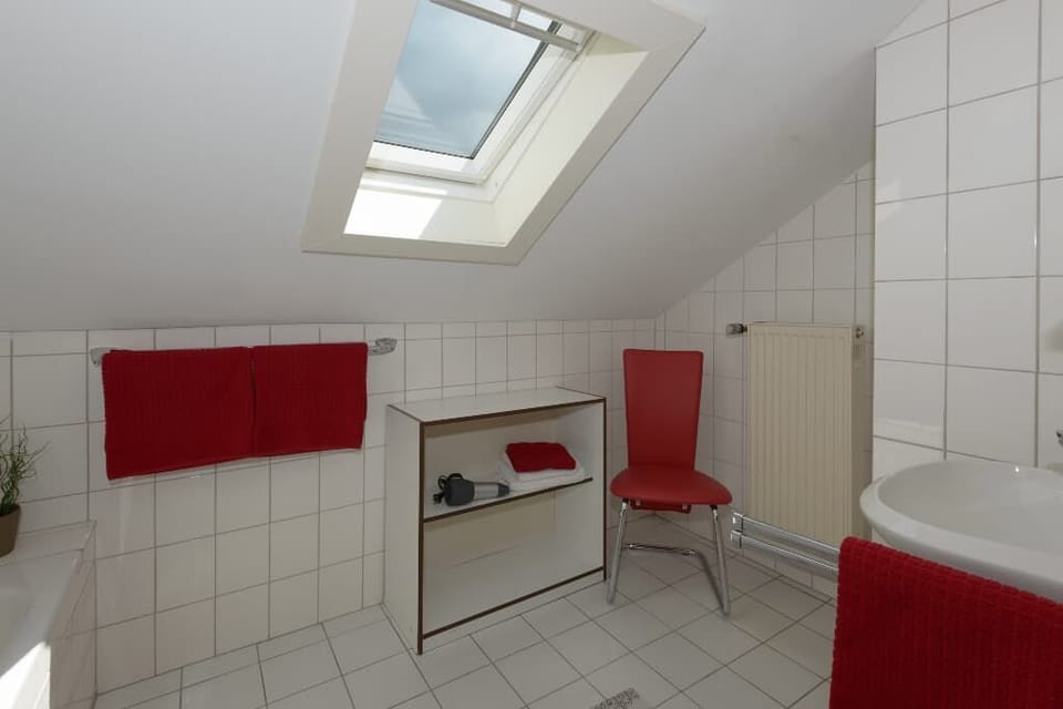 3-Sterne FeWo 65qm im Dachgeschoss für 3 Personen Apartment in Bavaria