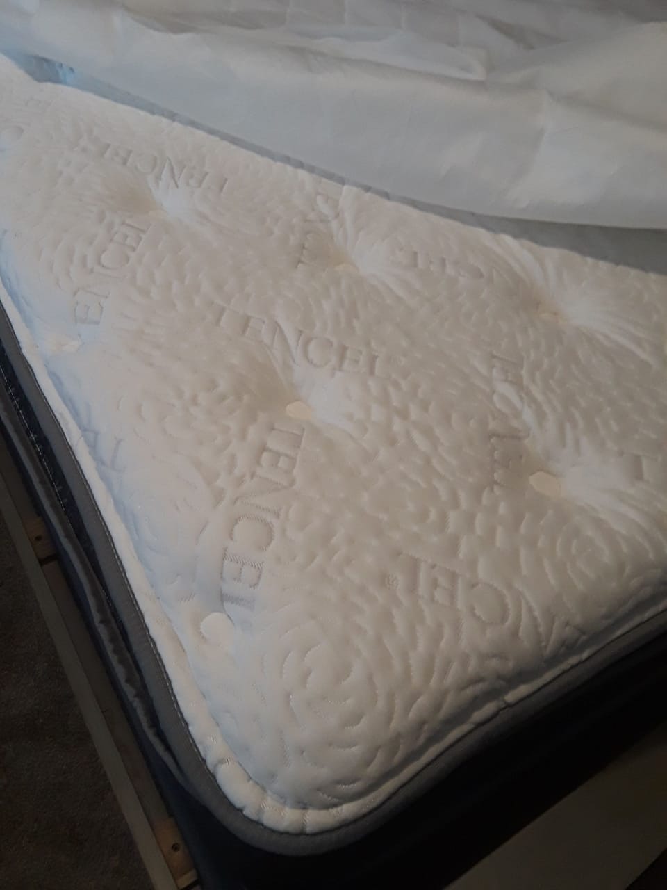 luxury bedding throughout, covered in "TENCEL" moisture and heat wicking 
