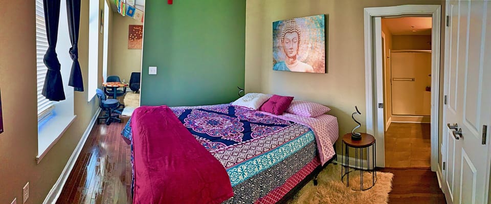 bedroom/bath