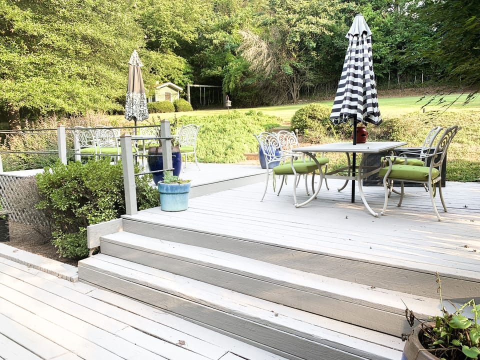 Multi-level deck and huge back yard perfect for a quick game of football! 
