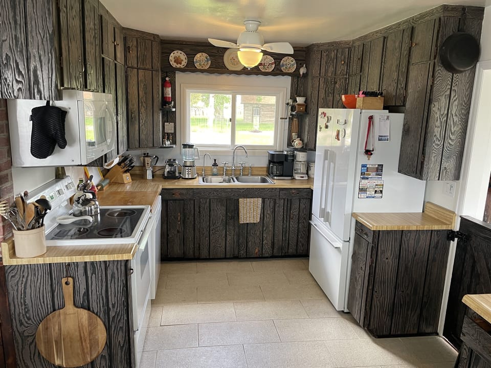 Full Kitchen