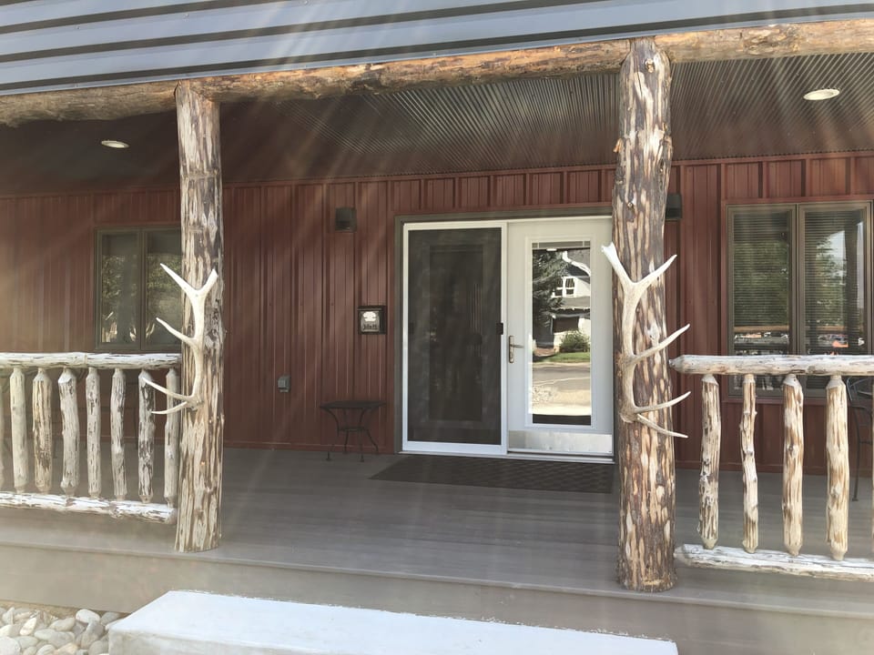 Antler handles to help get up the step. 