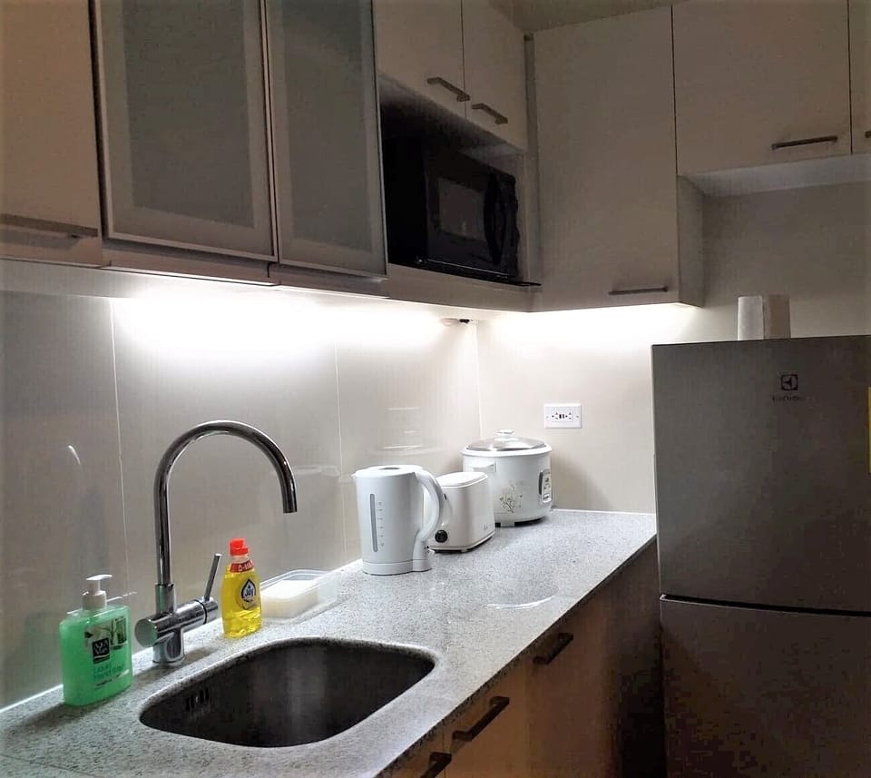 Fully equipped kitchen and coffee making facility