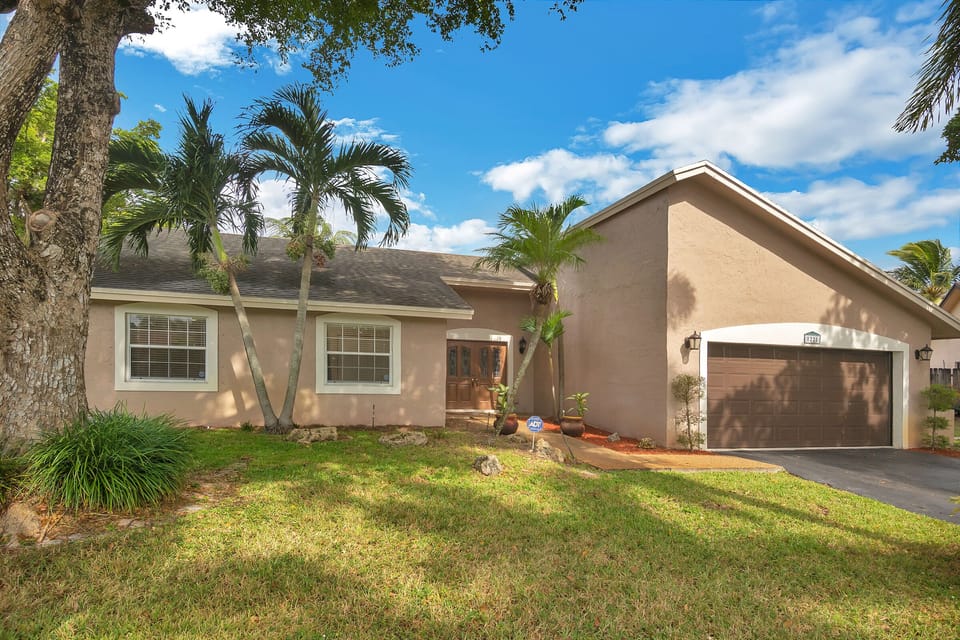 This single story spacious home has room enough room to for a family of 10.